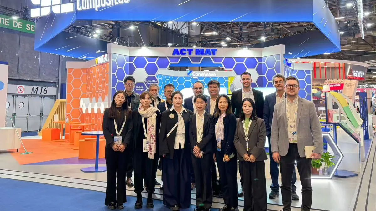 Sky Composites team at JEC World 2026 in Paris